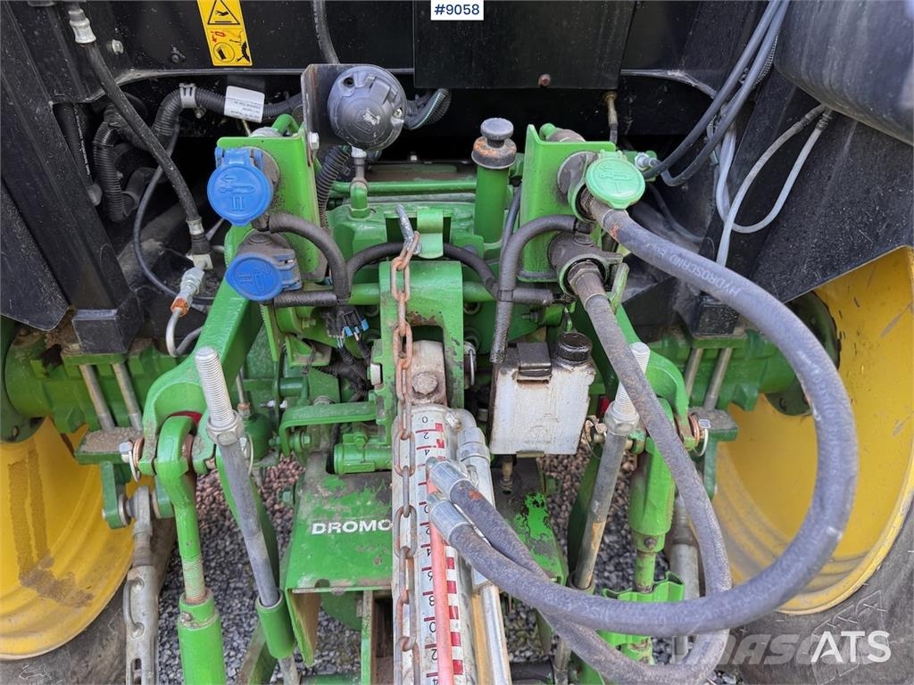 John Deere 5058E Tractors