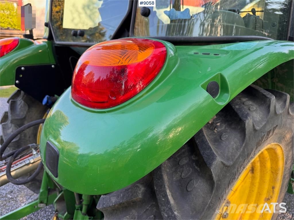 John Deere 5058E Tractors