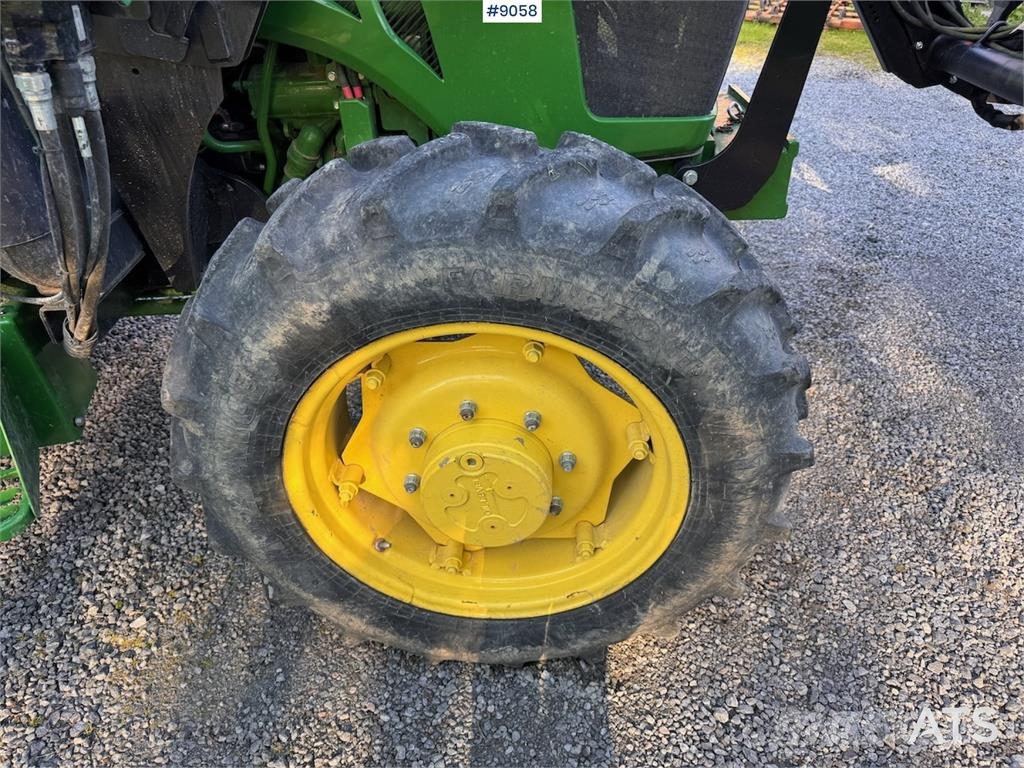 John Deere 5058E Tractors