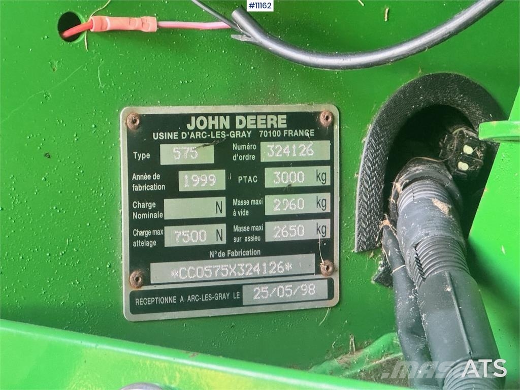 John Deere 575 معدات أخرى للحصاد