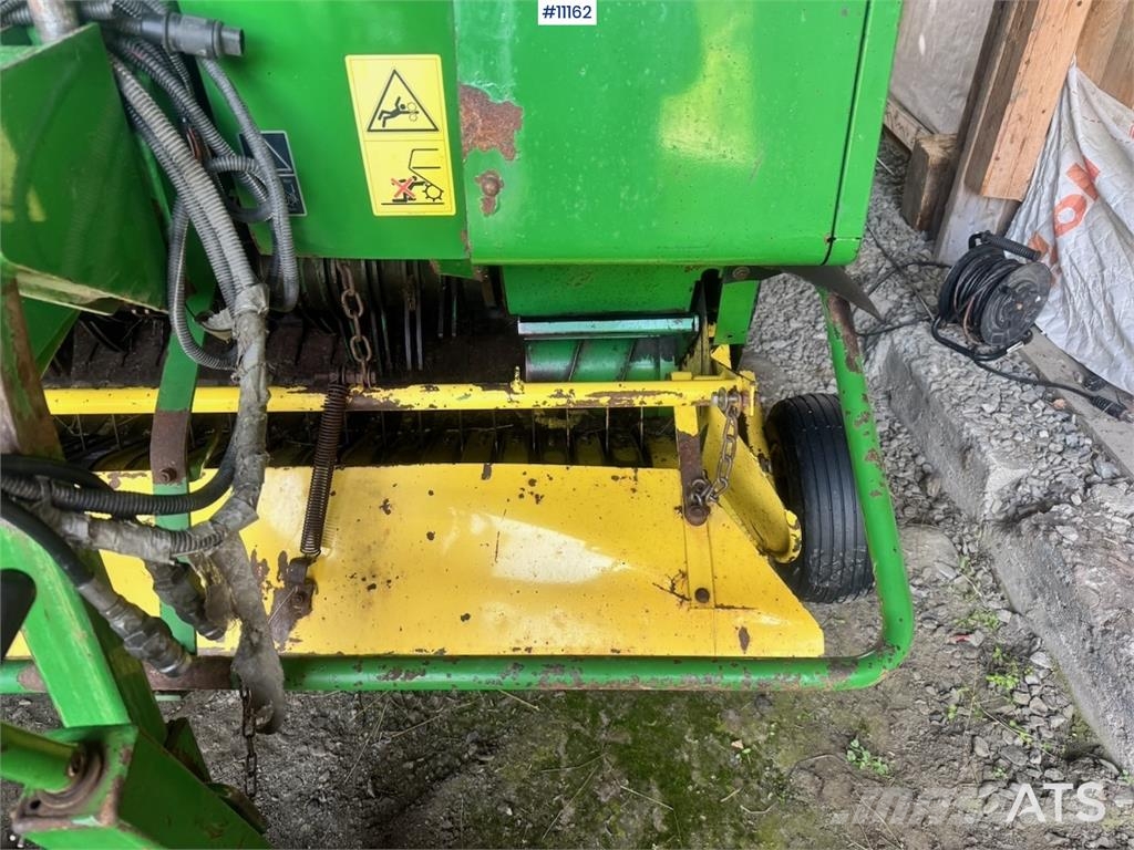 John Deere 575 معدات أخرى للحصاد