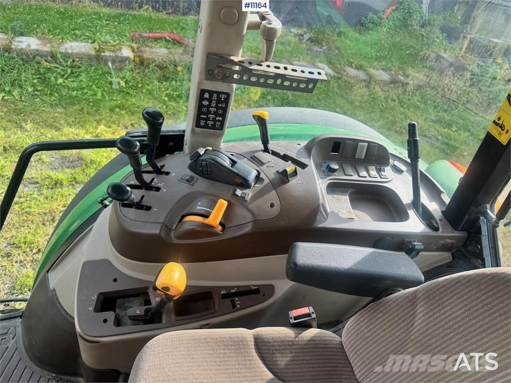 John Deere 5820 Traktorer