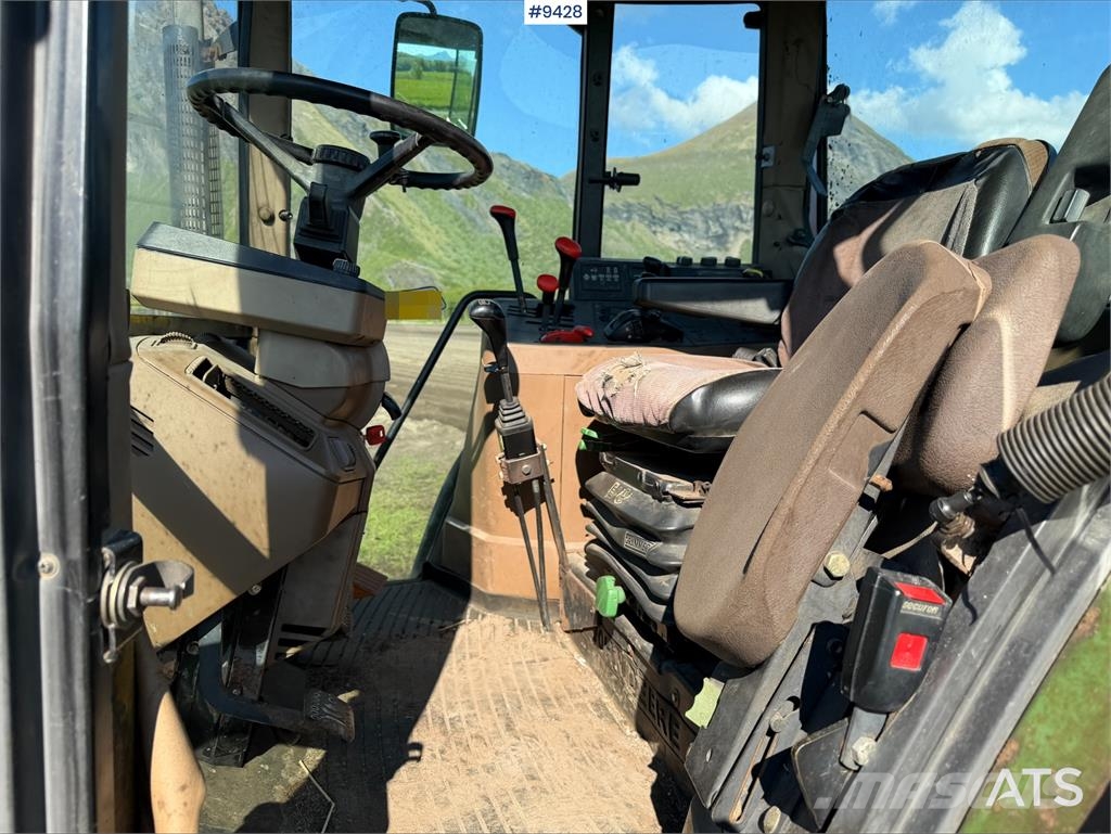 John Deere 6100 Traktorer