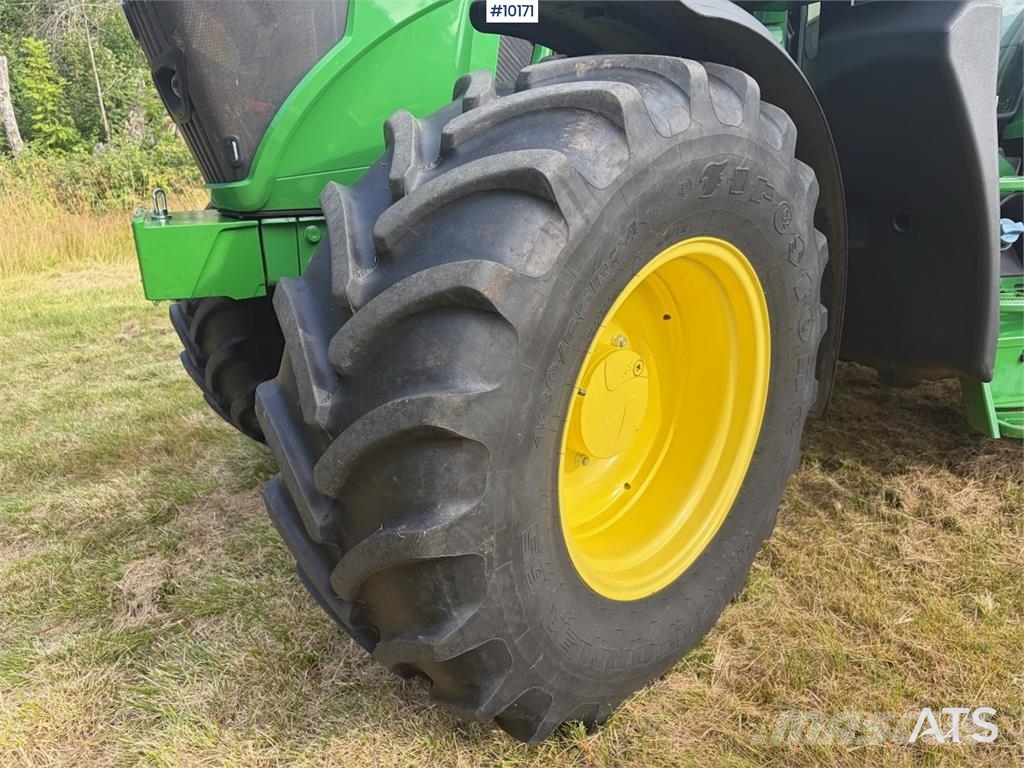 John Deere 6105RC CommandQuad Plus Трактори