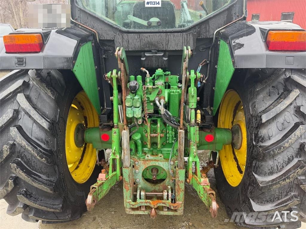 John Deere 6110 SE Tractores