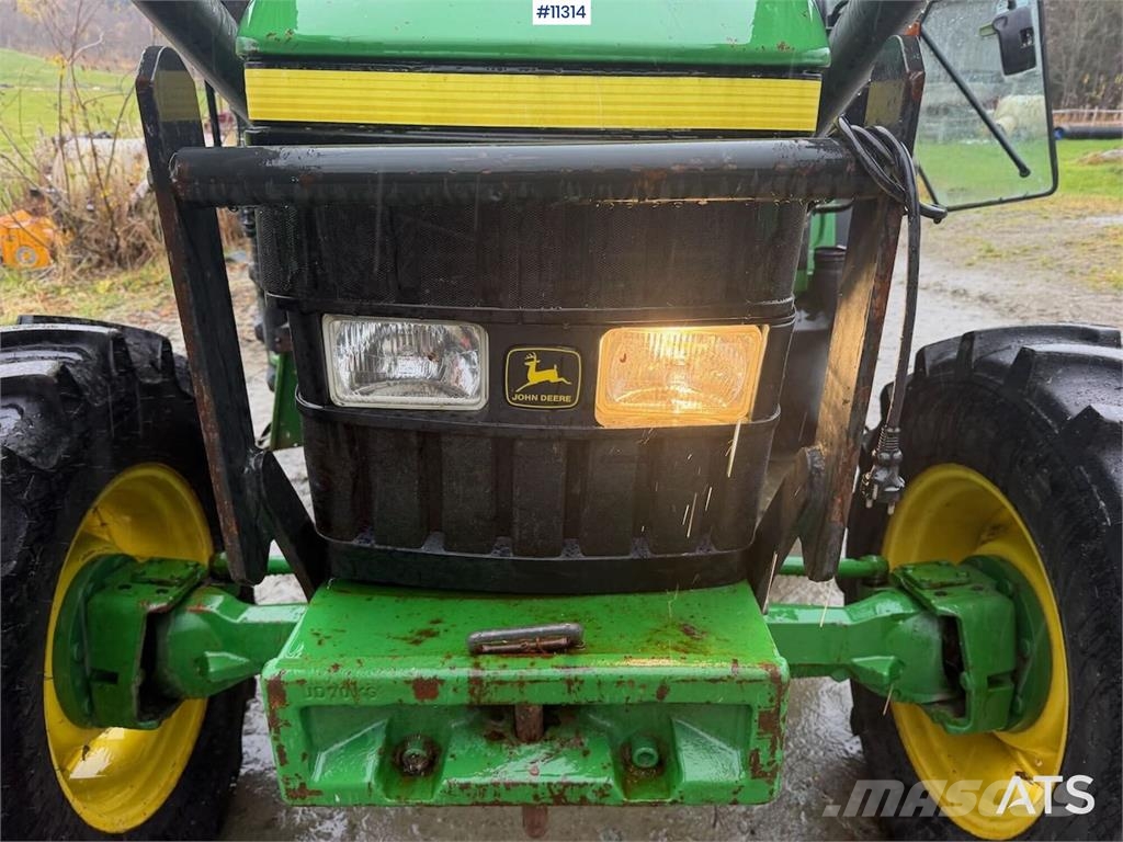 John Deere 6110 SE Tractores