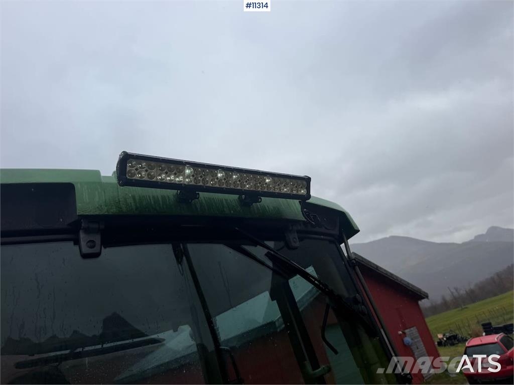 John Deere 6110 SE Tractores
