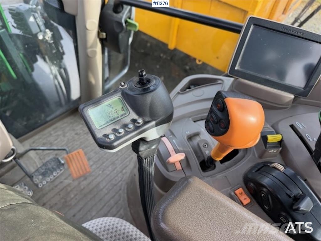 John Deere 6125R Traktorer