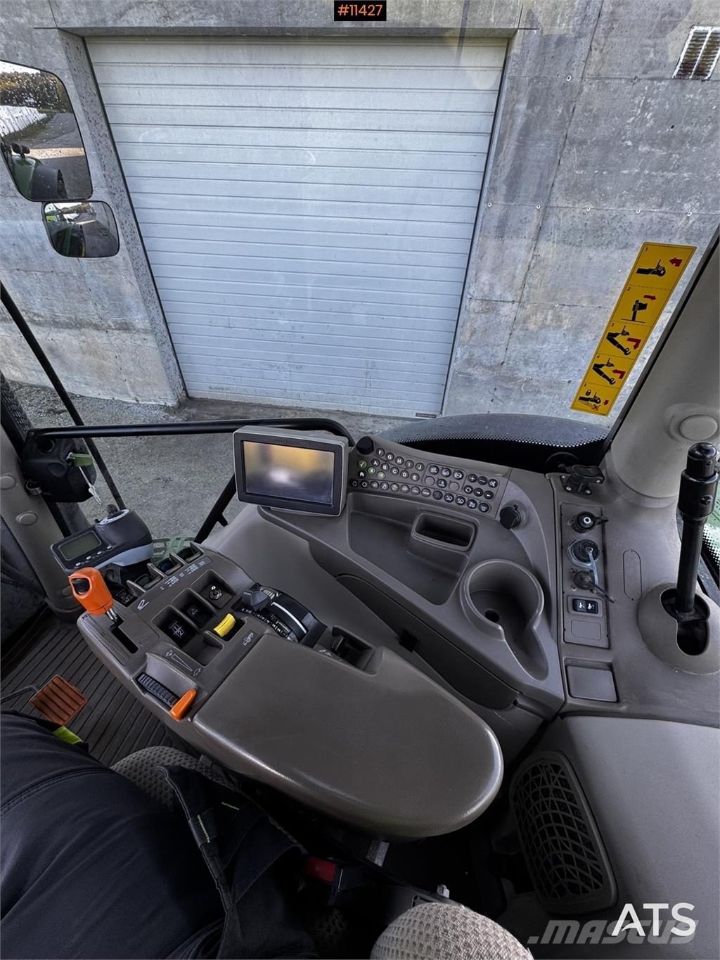 John Deere 6210R Traktorer
