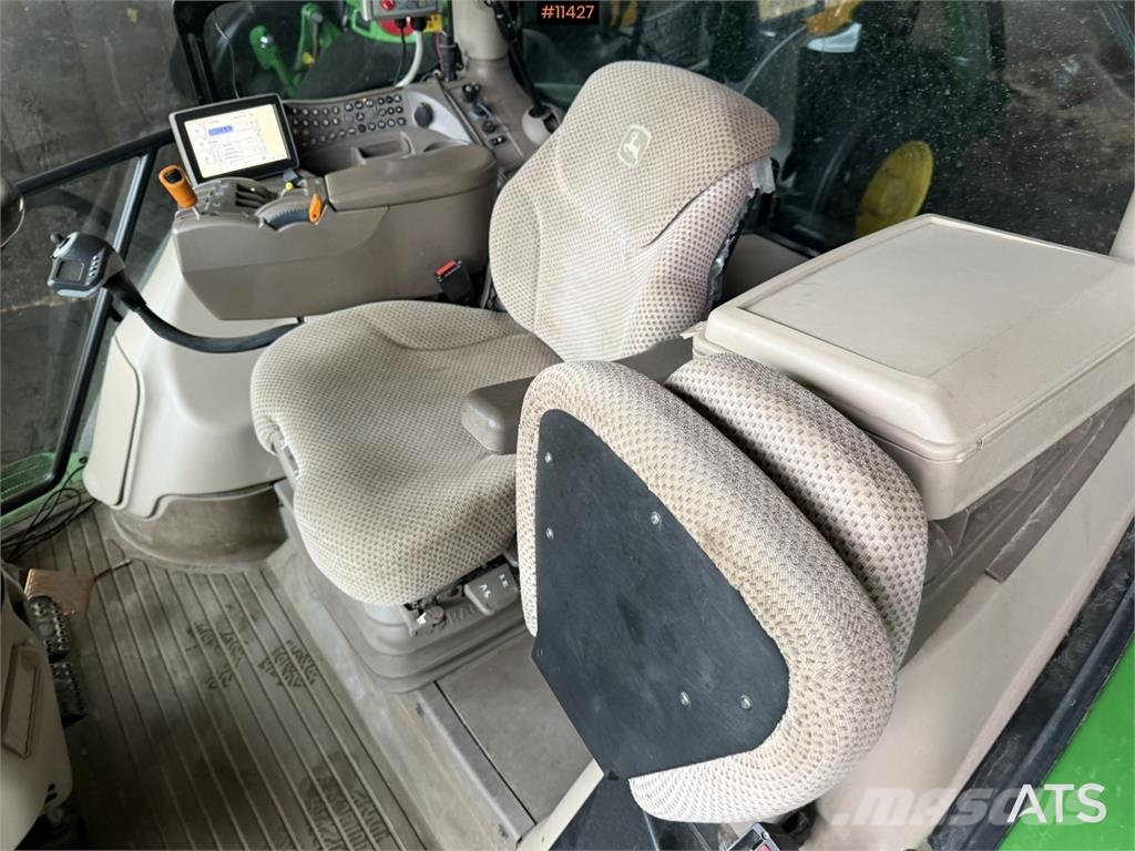 John Deere 6210R Traktorer