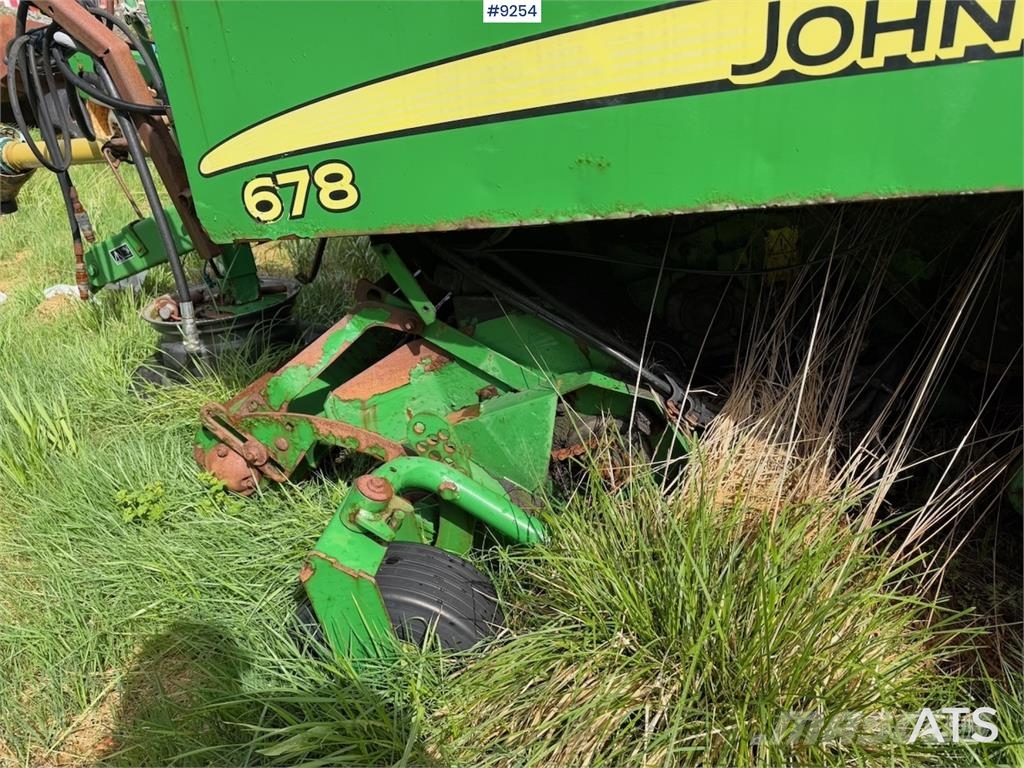 John Deere 678 Otros equipos para cosecha