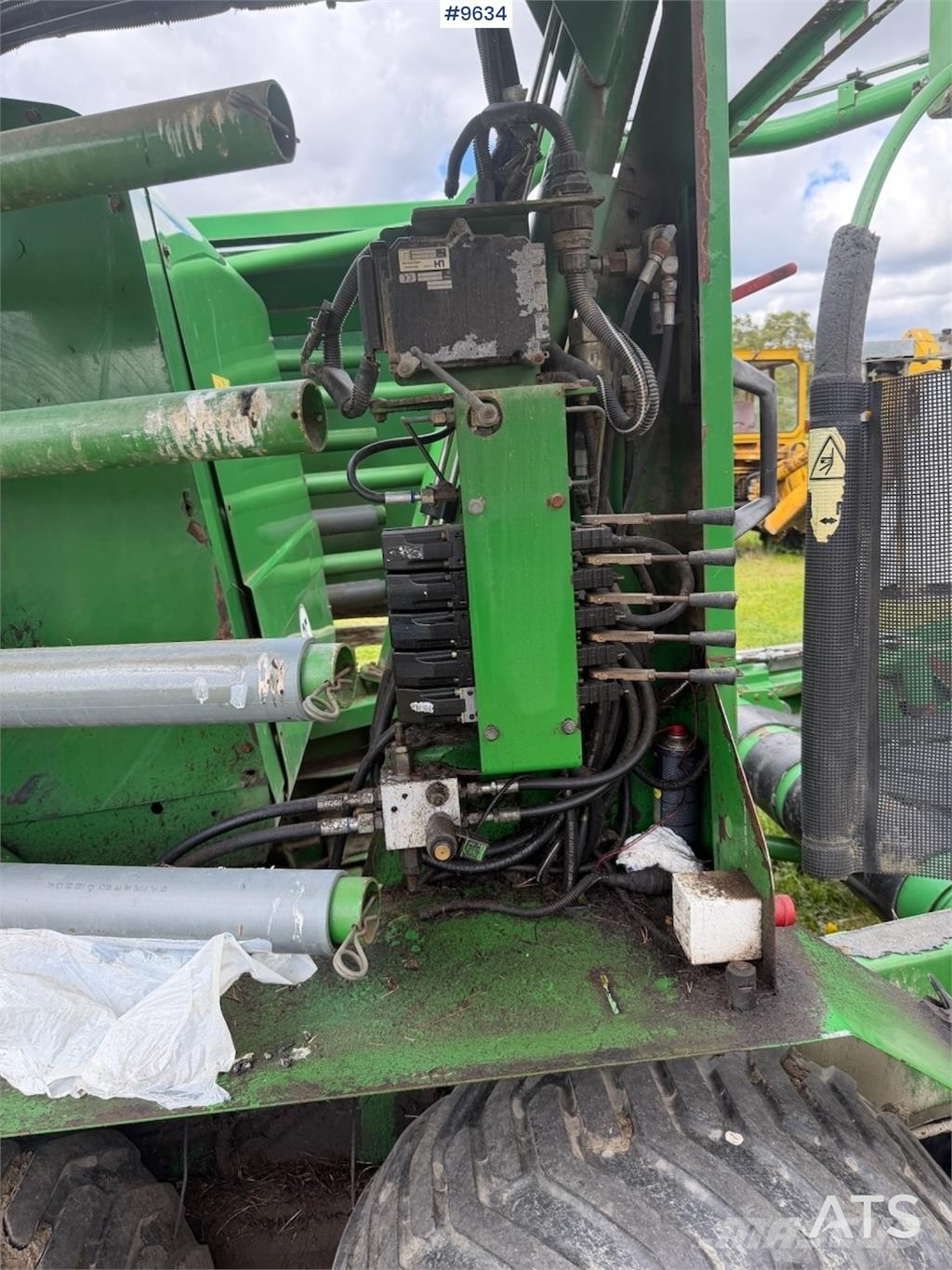 John Deere 678 معدات أخرى للحصاد