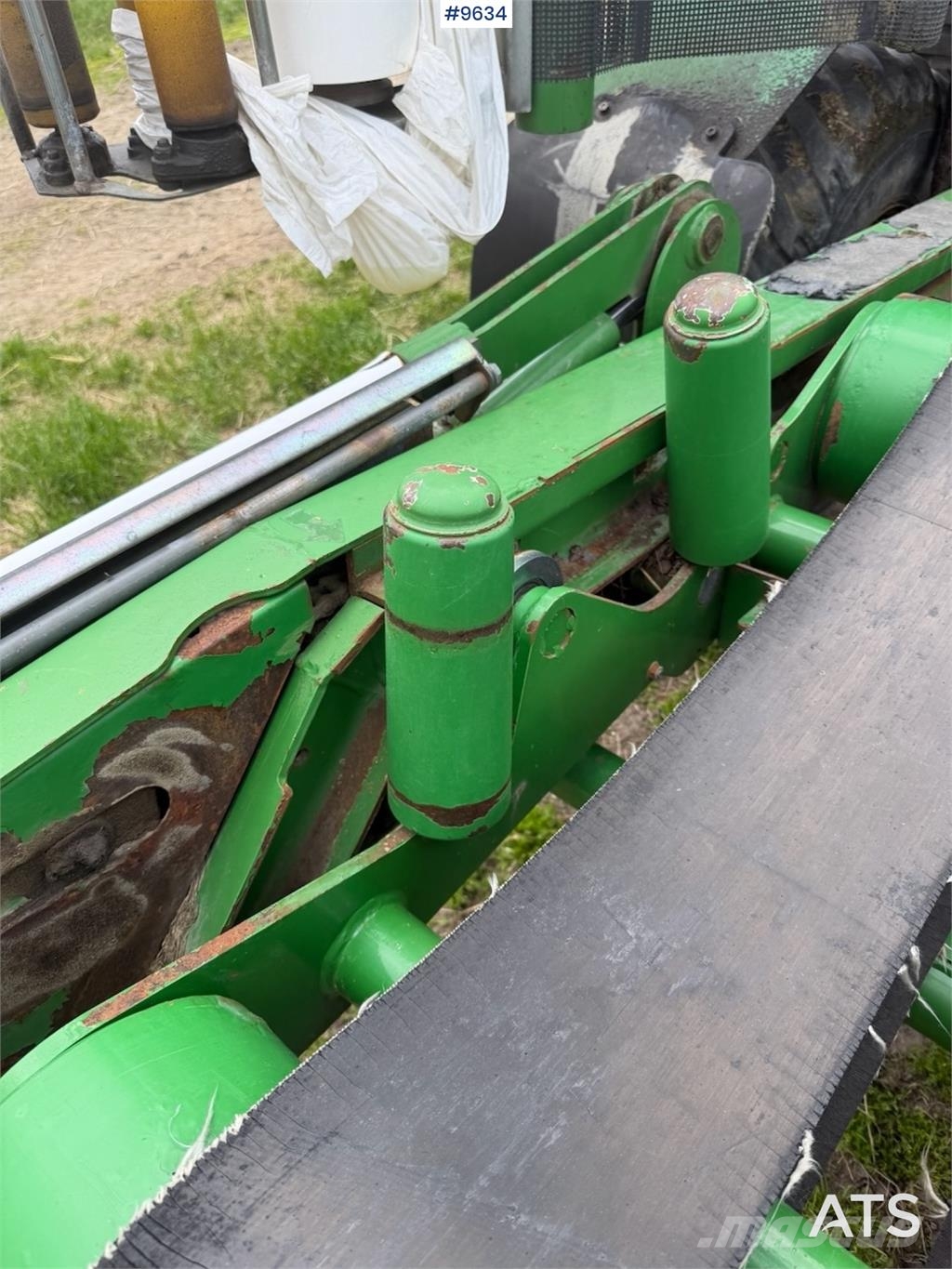 John Deere 678 معدات أخرى للحصاد