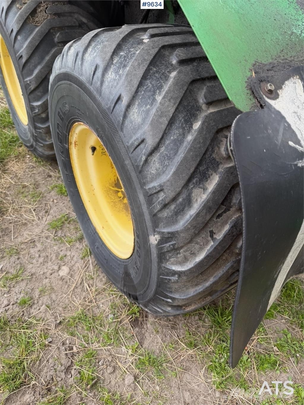 John Deere 678 معدات أخرى للحصاد