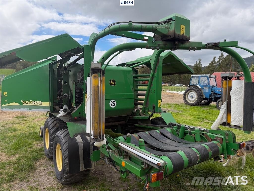 John Deere 678 معدات أخرى للحصاد
