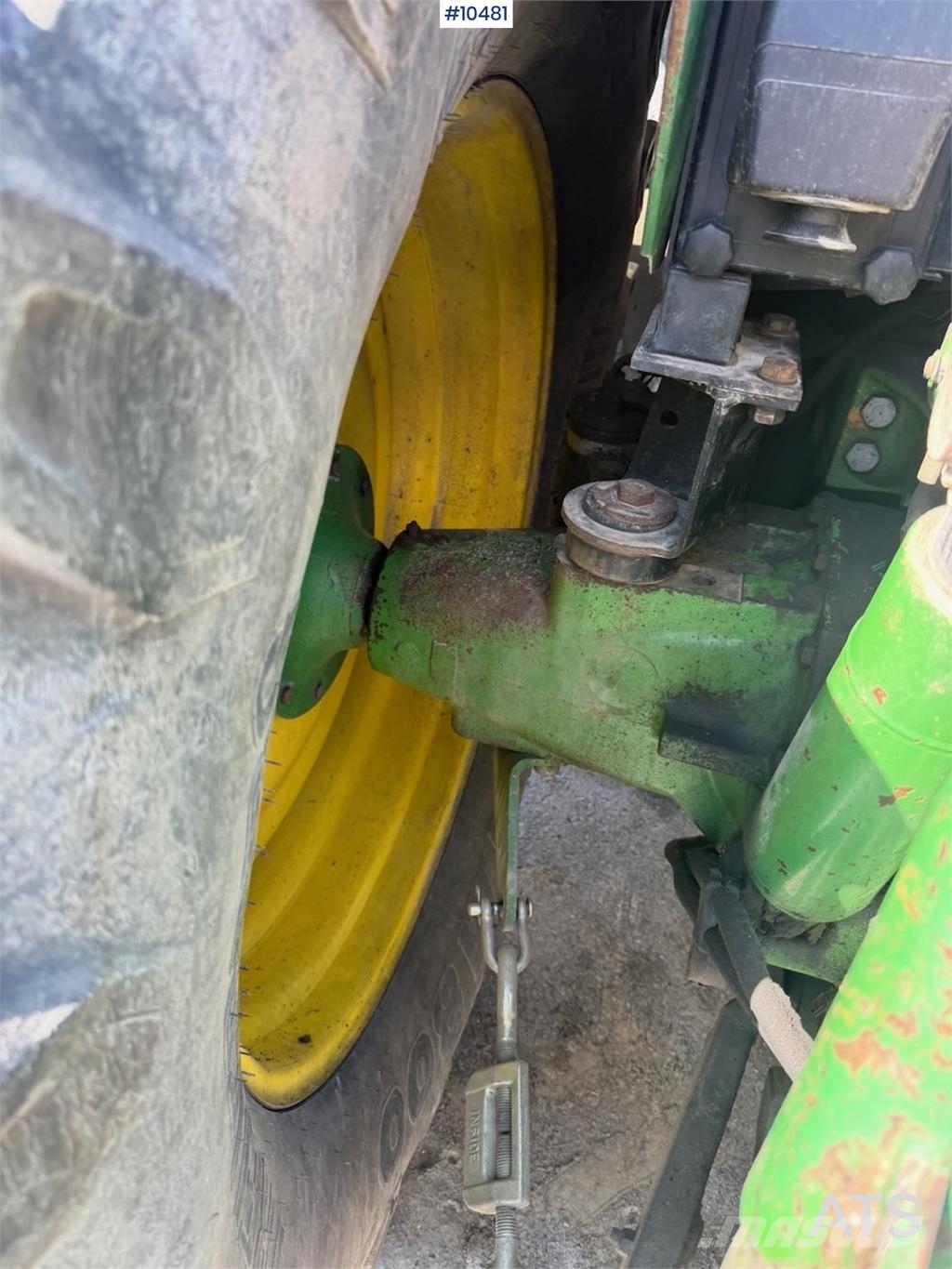 John Deere 6810 الجرارات