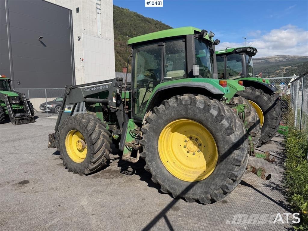 John Deere 6810 الجرارات