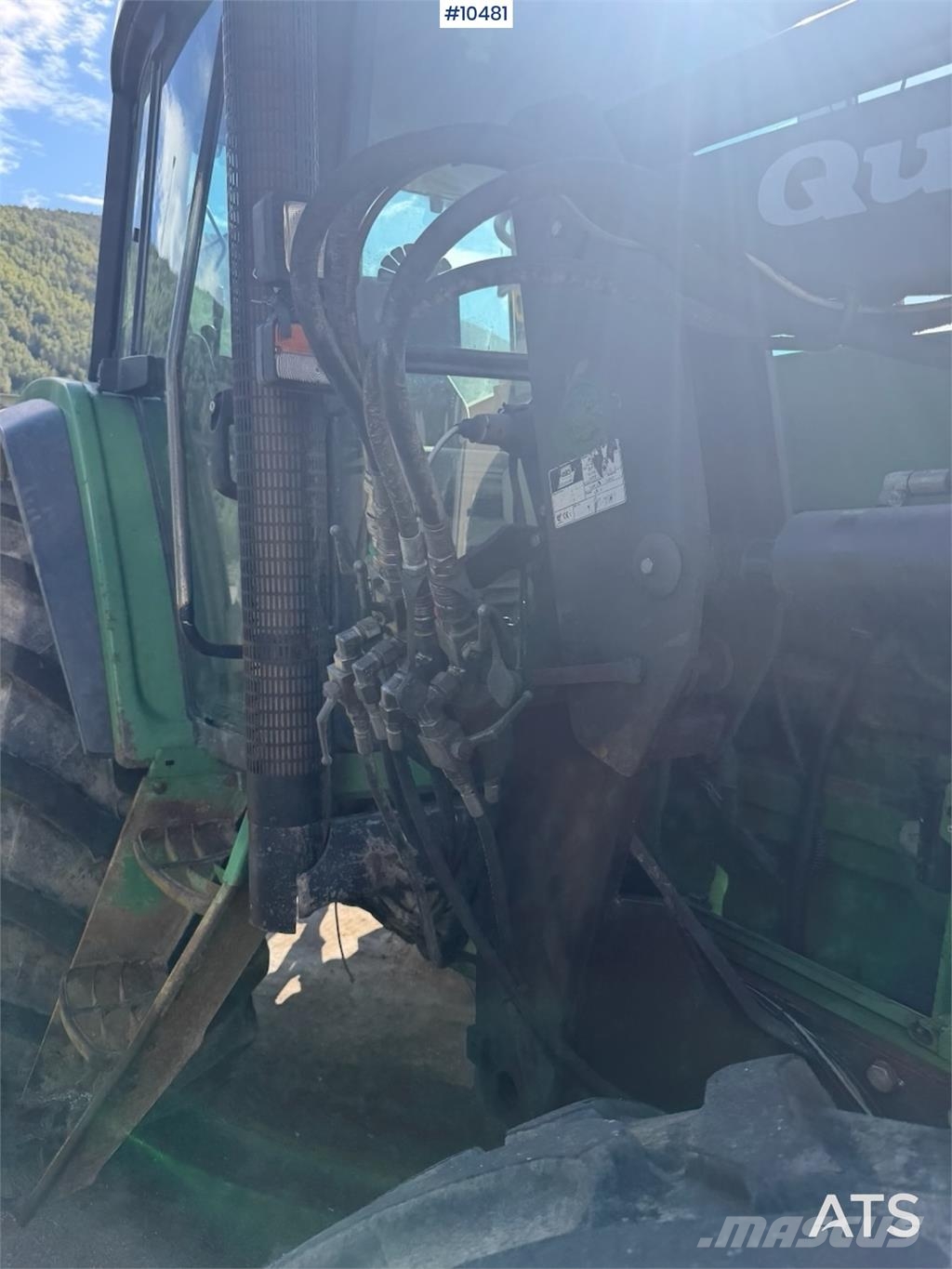 John Deere 6810 الجرارات