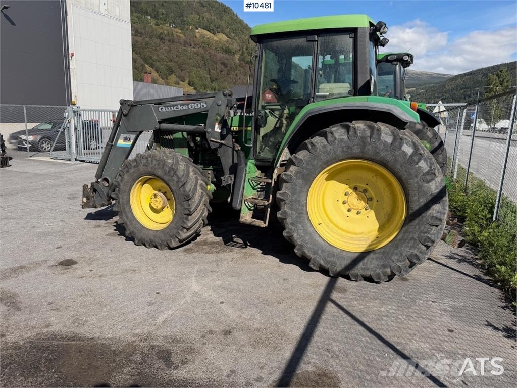 John Deere 6810 الجرارات