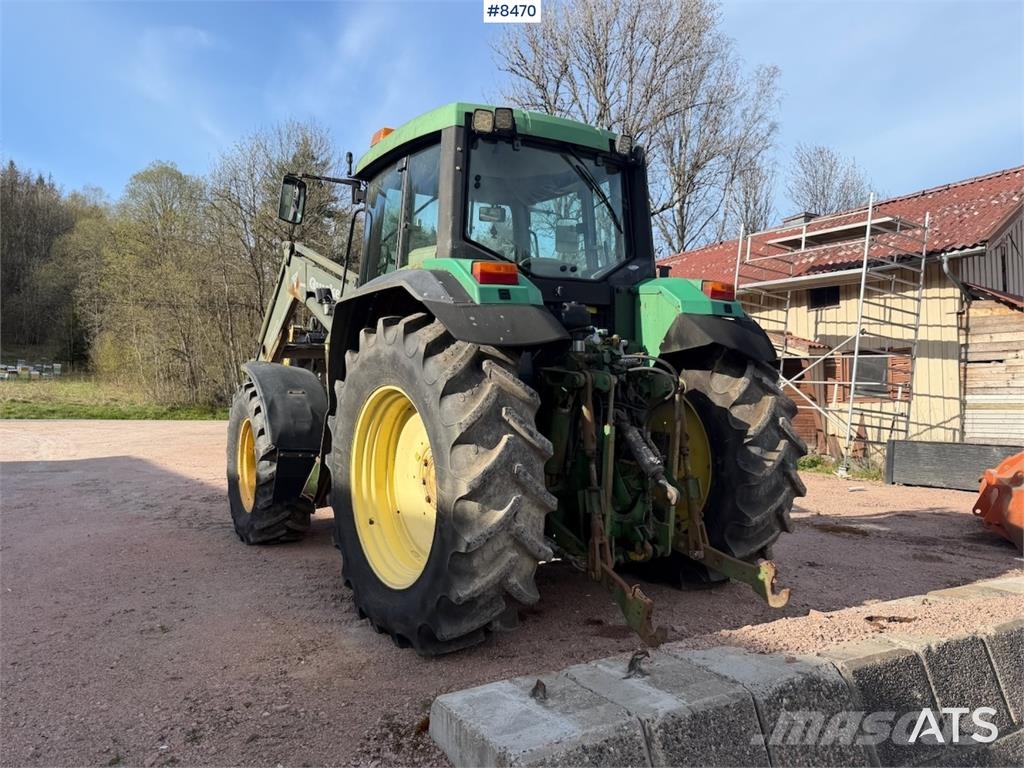 John Deere 6810 الجرارات