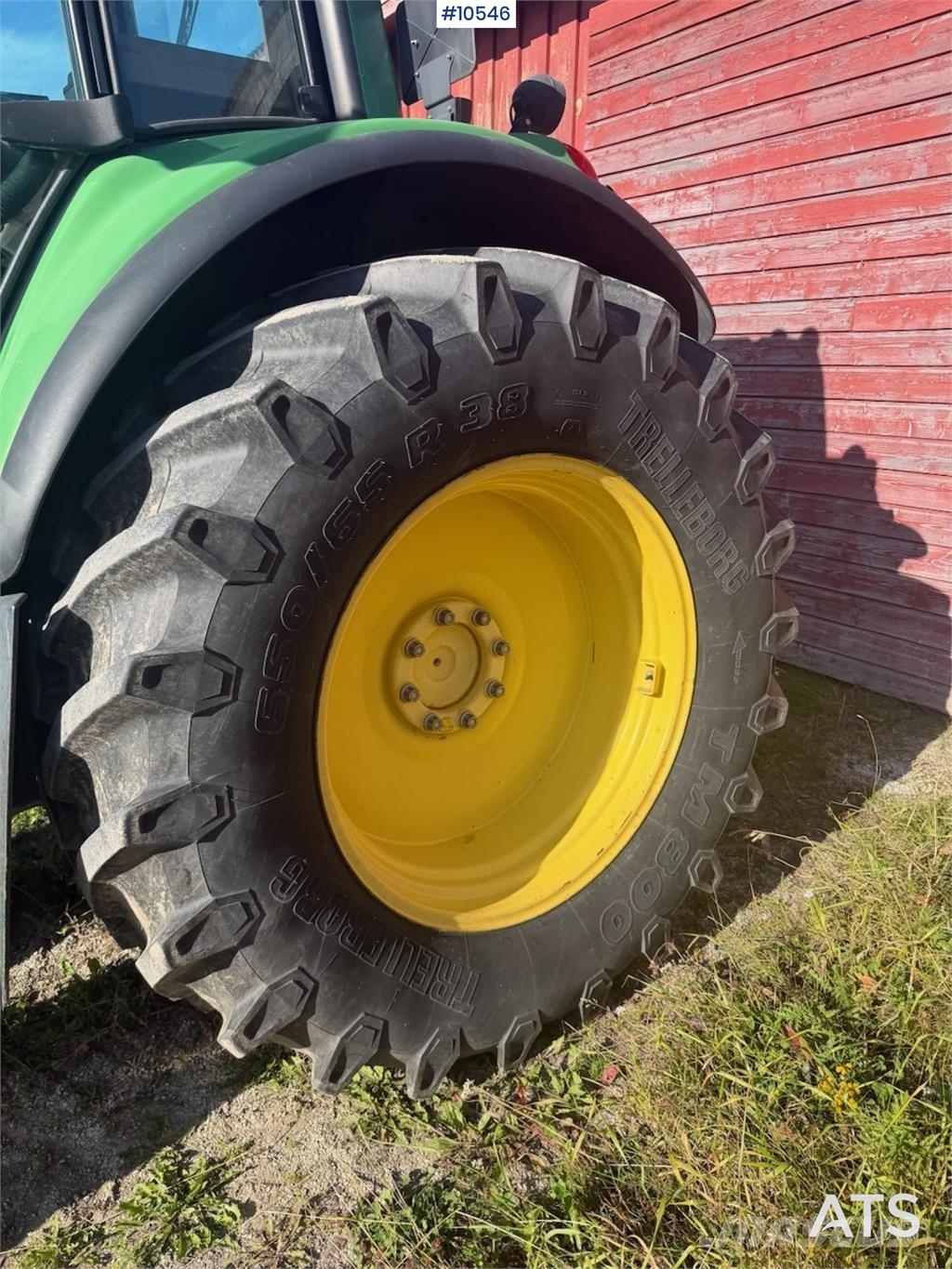 John Deere 6820 Tractors
