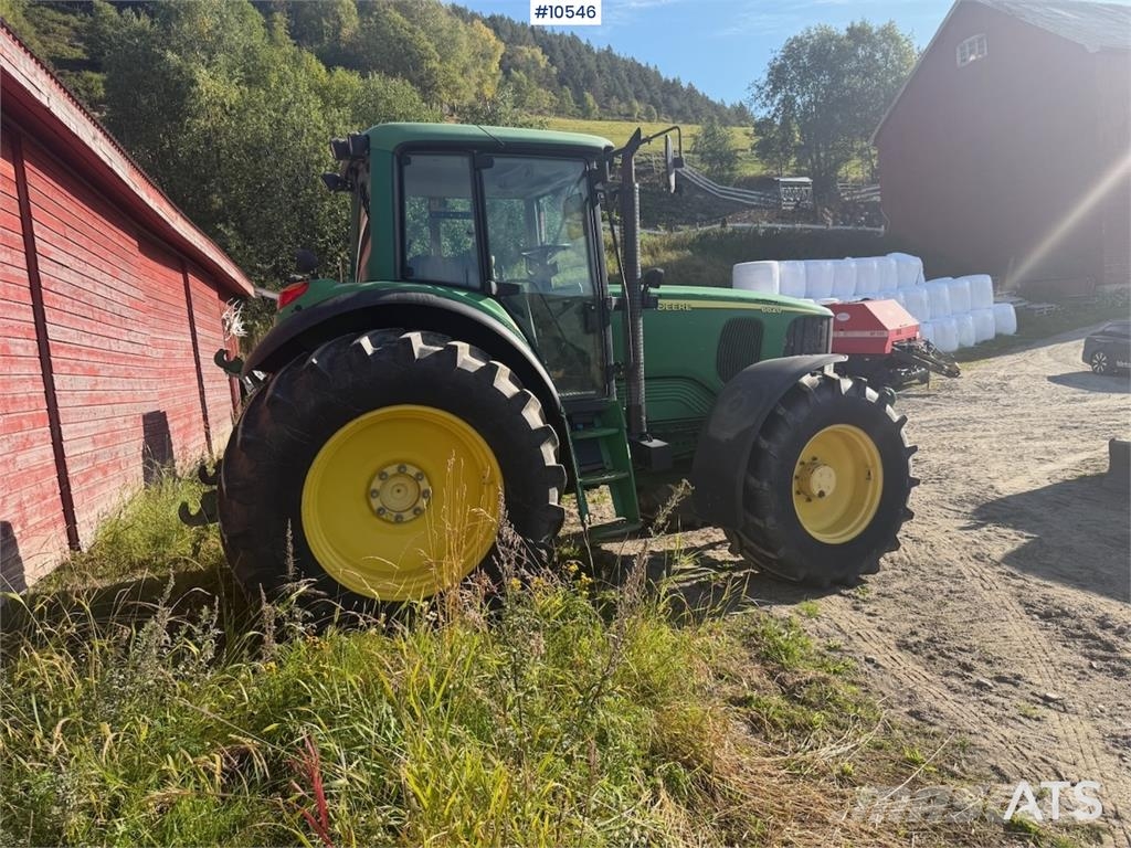 John Deere 6820 Tractors