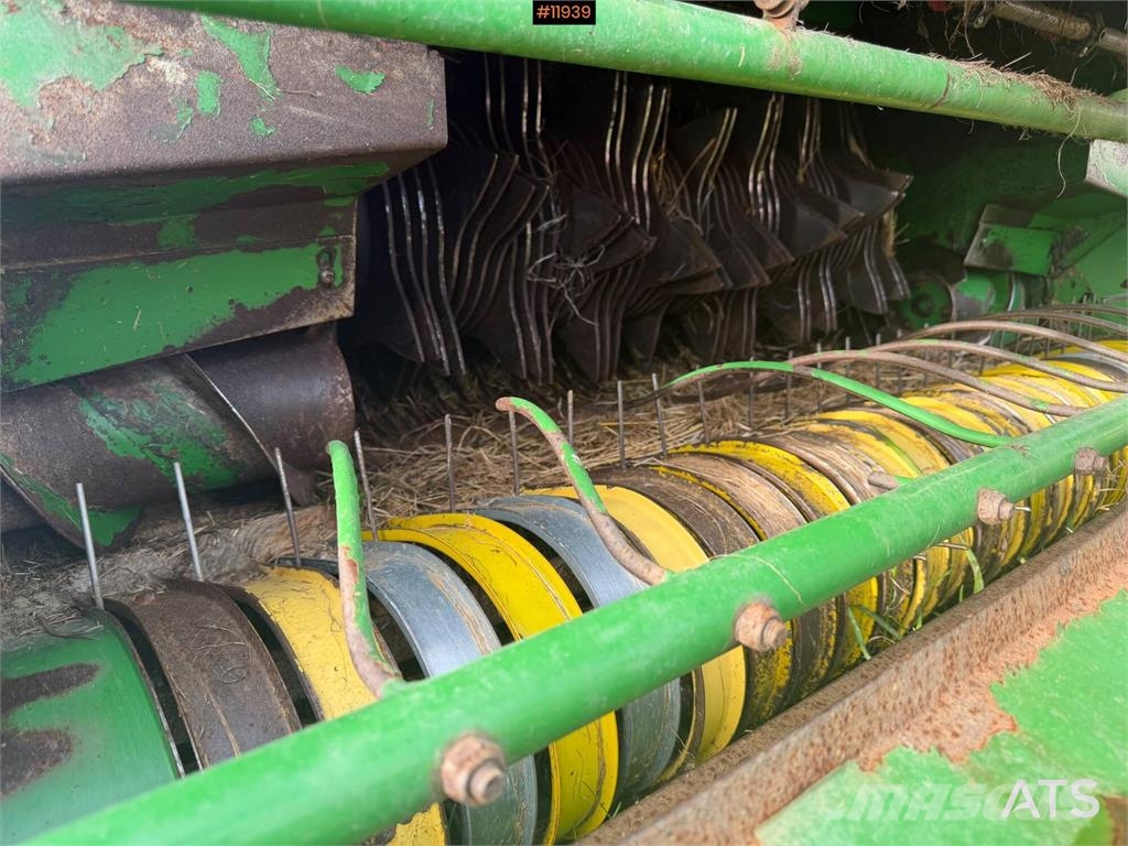 John Deere 744 Premium Kombipresse 其他收穫設備