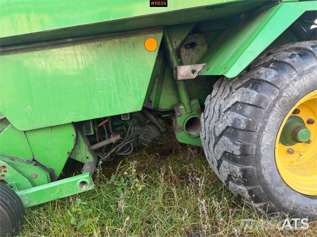 John Deere 744 Premium Kombipresse 其他收穫設備