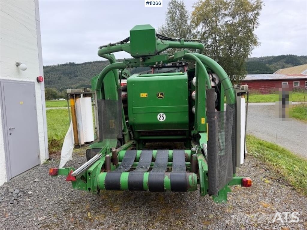 John Deere 744 Premium Kombipresse معدات أخرى للحصاد