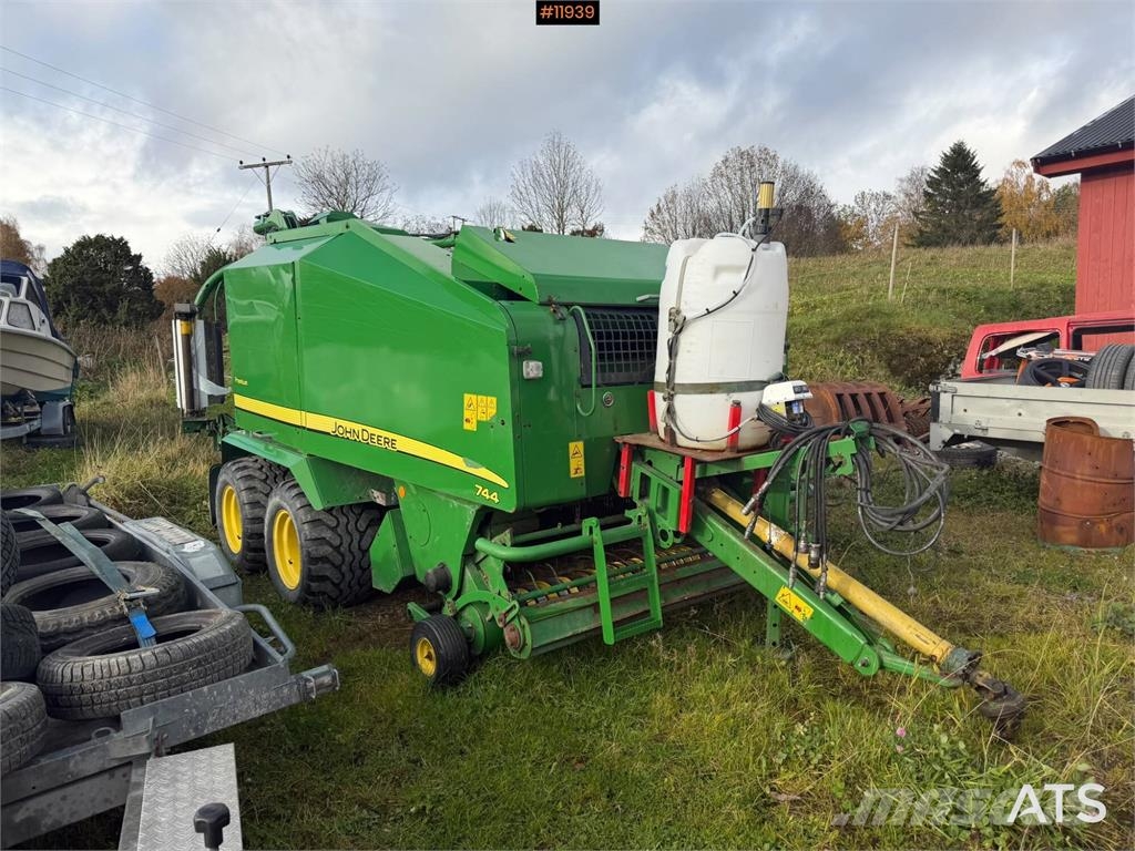 John Deere 744 Premium Kombipresse 其他收穫設備