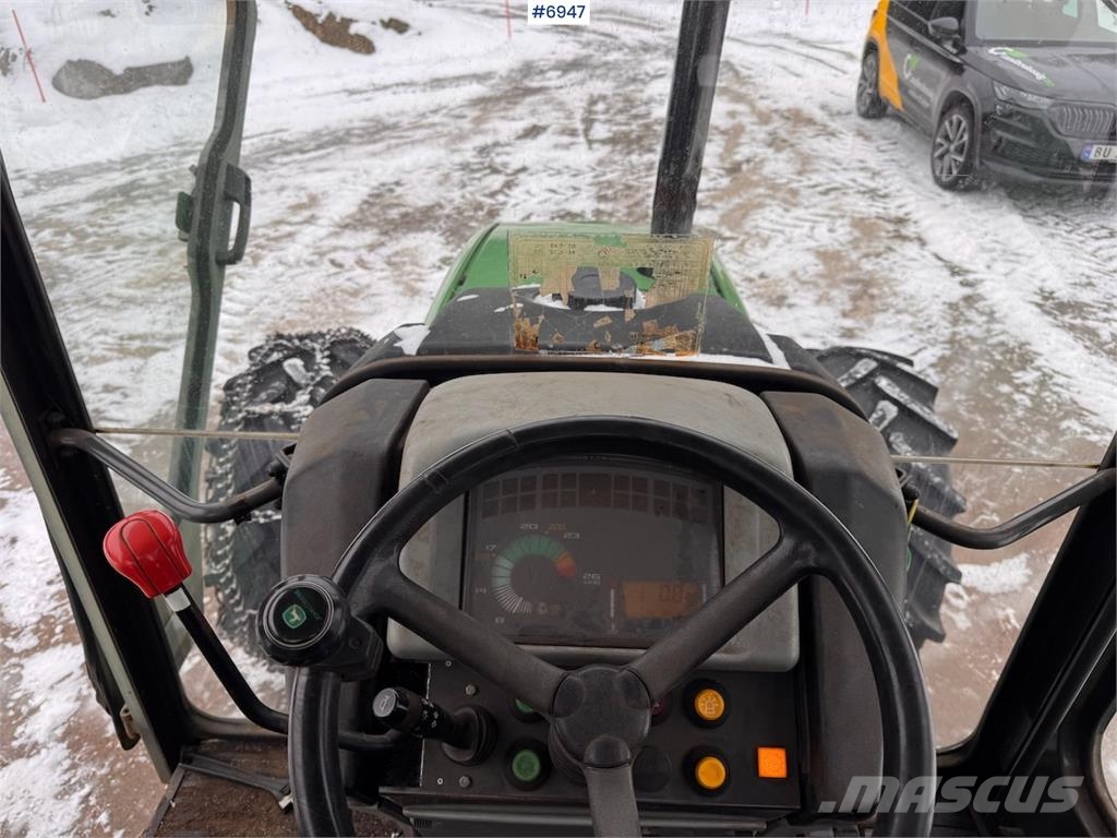 John Deere FD 3400. Tractors