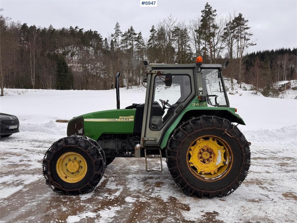 John Deere FD 3400. Tractors