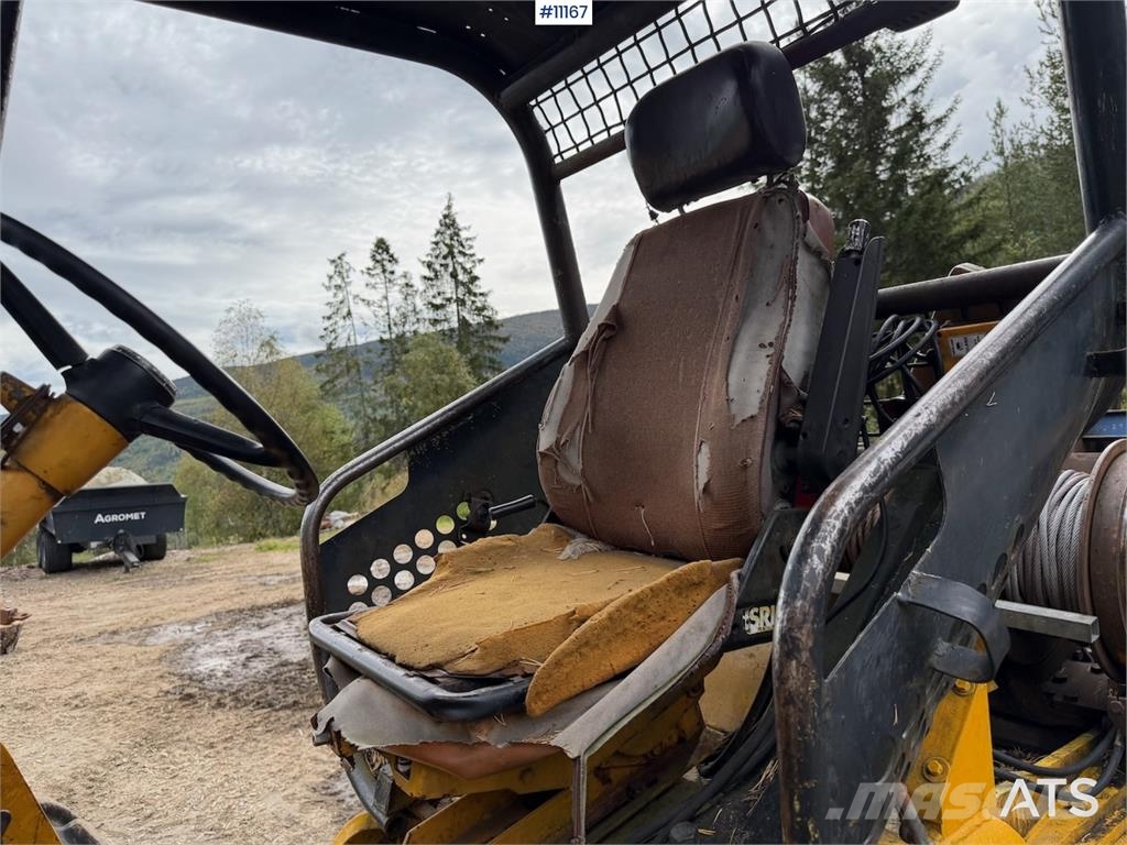 John Deere JD 440 Medienos transportavimo mašinų kranai