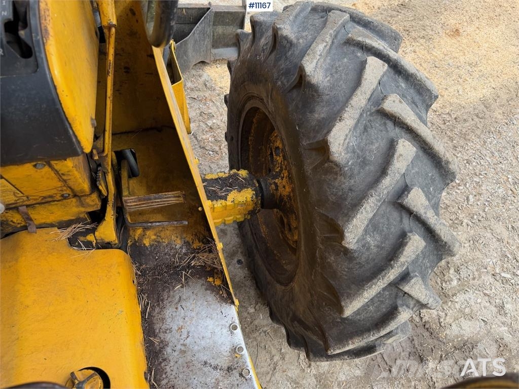John Deere JD 440 Medienos transportavimo mašinų kranai