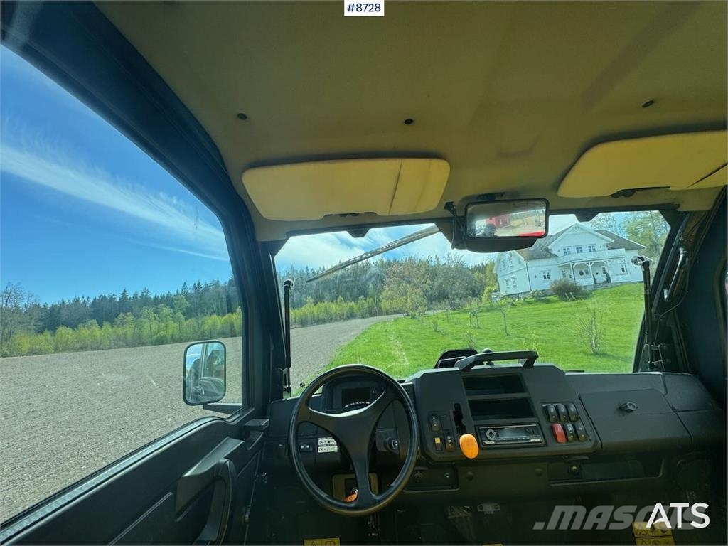 John Deere XUV 865 M Tractores