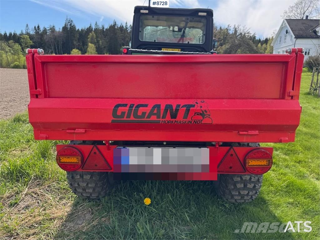 John Deere XUV 865 M Tractores