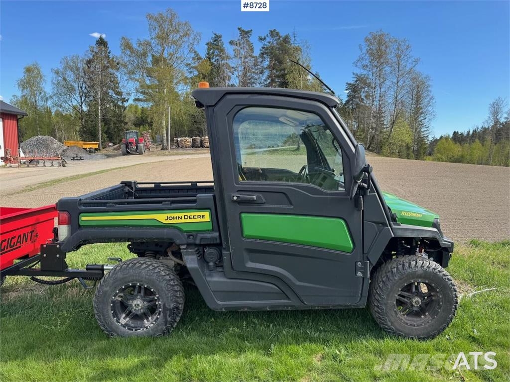 John Deere XUV 865 M Tractores