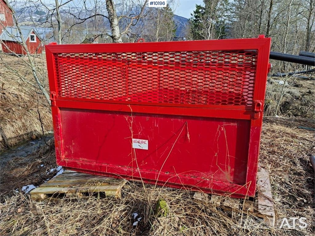 Junkkari J13 Traktorhenger مقطورة حبوب
