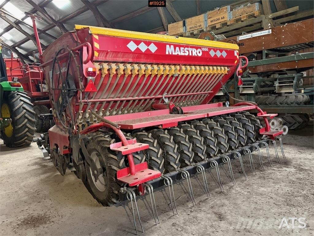 Junkkari Maestro Mechanické secí stroje