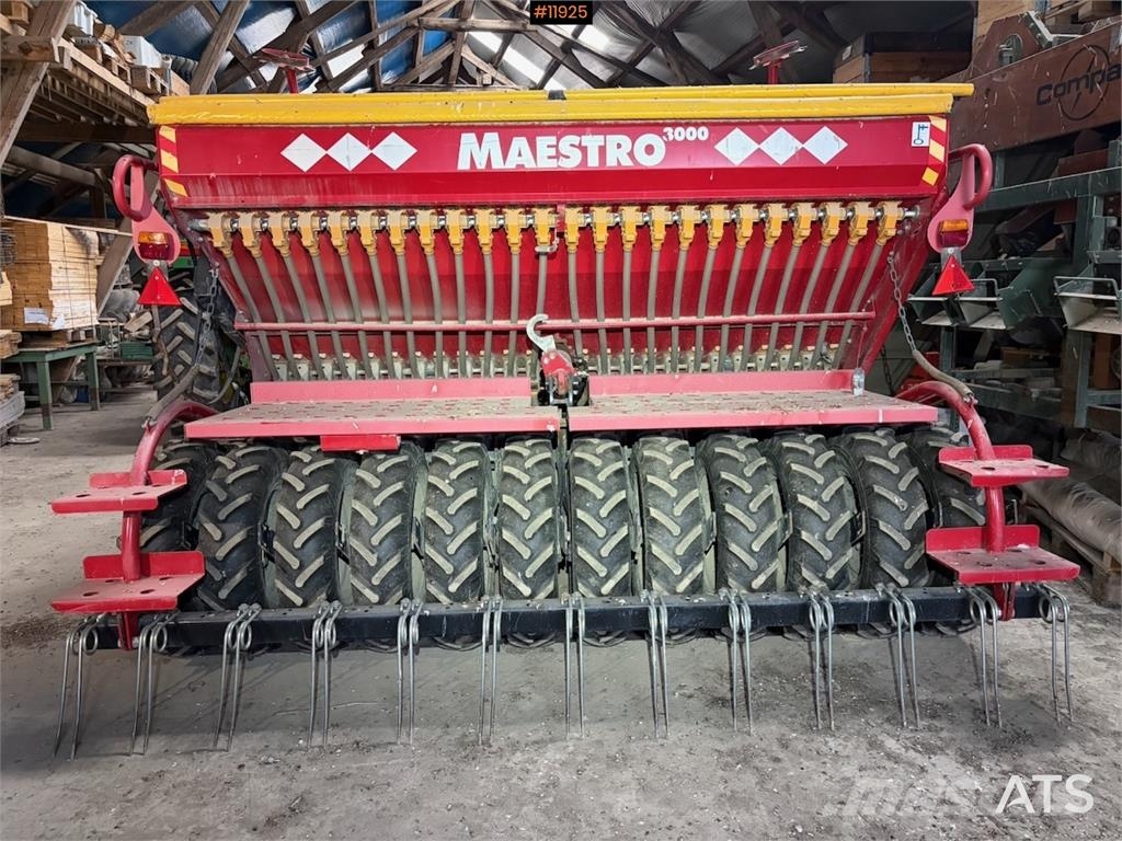 Junkkari Maestro Mechanické secí stroje