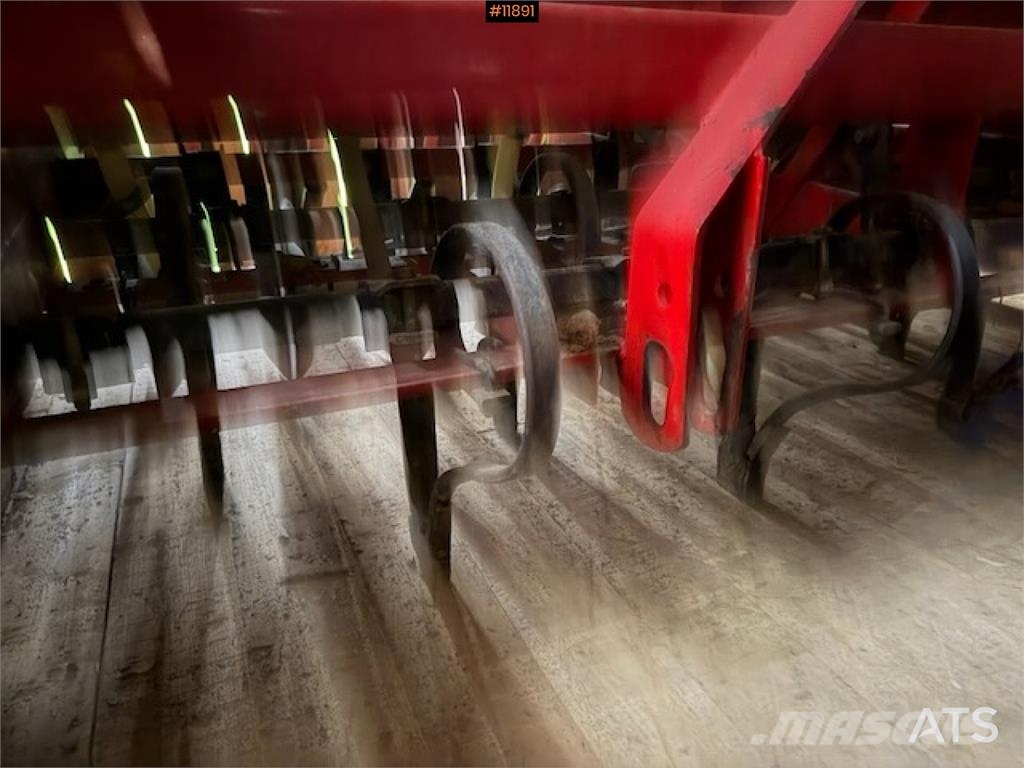 Junkkari S2,0K Mechanické secí stroje