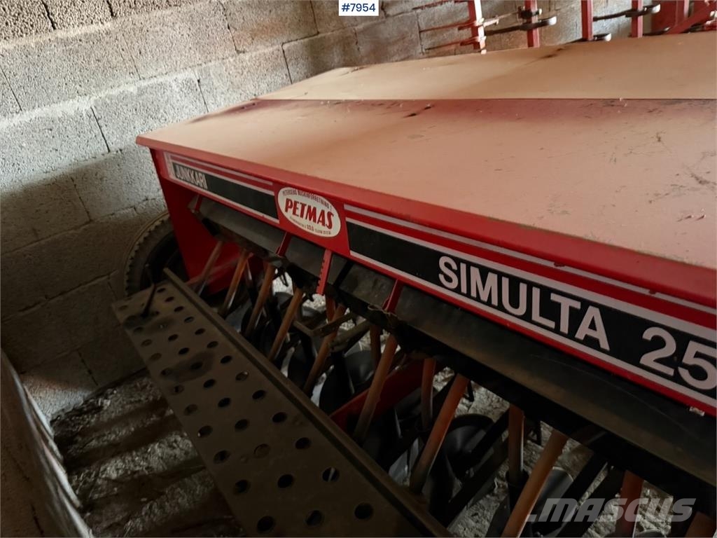 Junkkari Simulta 250 såmaskin Såmaskiner