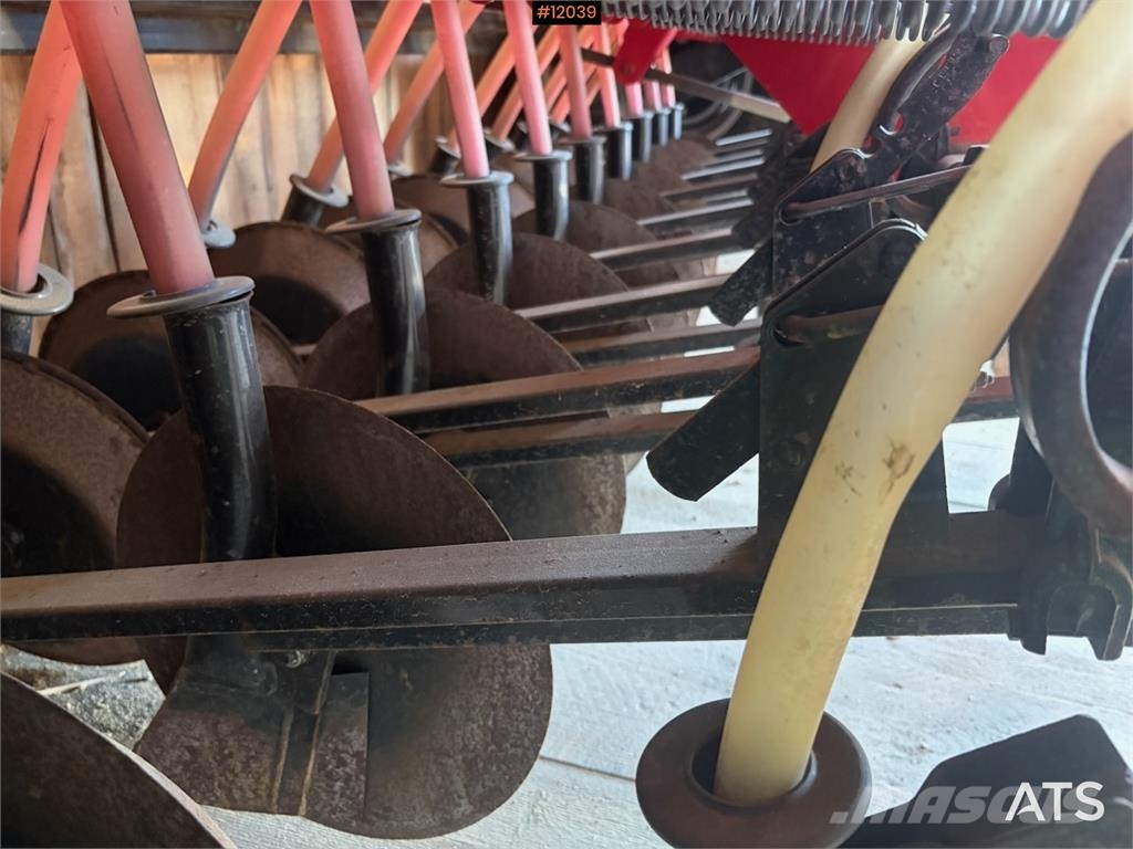 Junkkari Simulta S-2500 Drills