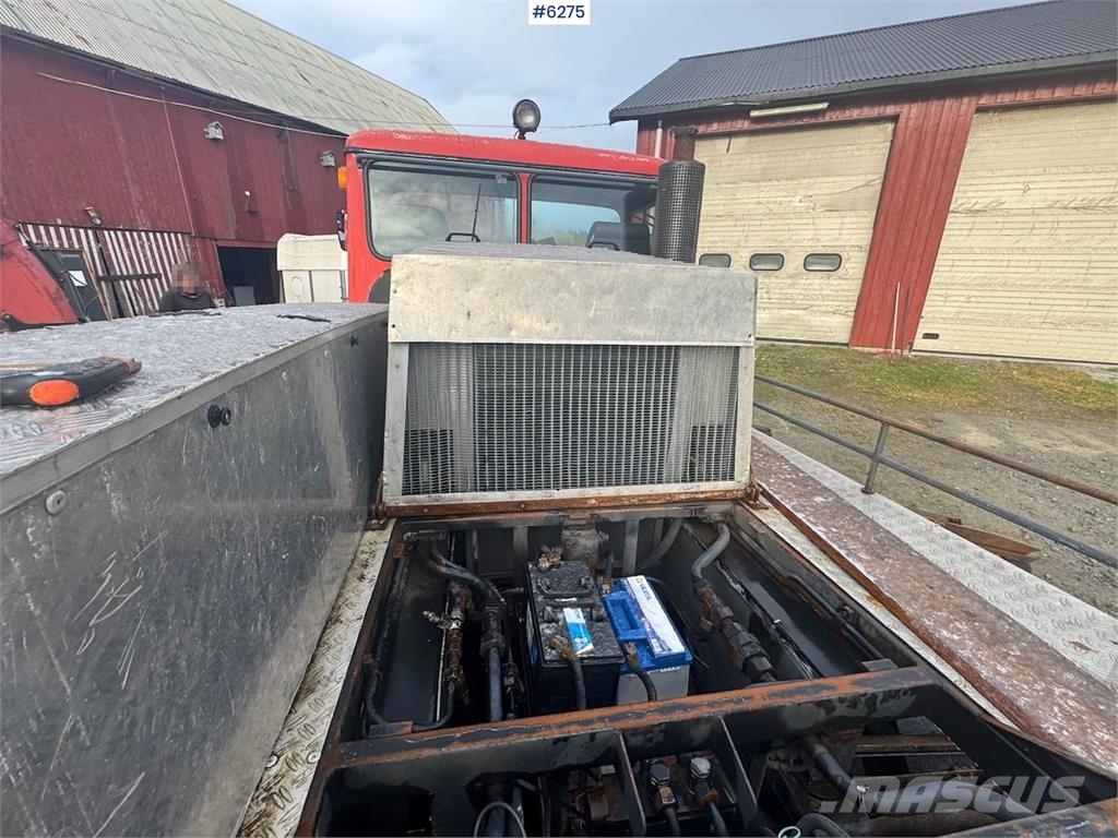 Kässbohrer PB 270DS Снежные отвалы и плуги