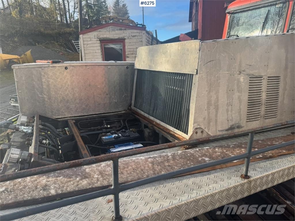 Kässbohrer PB 270DS Снежные отвалы и плуги