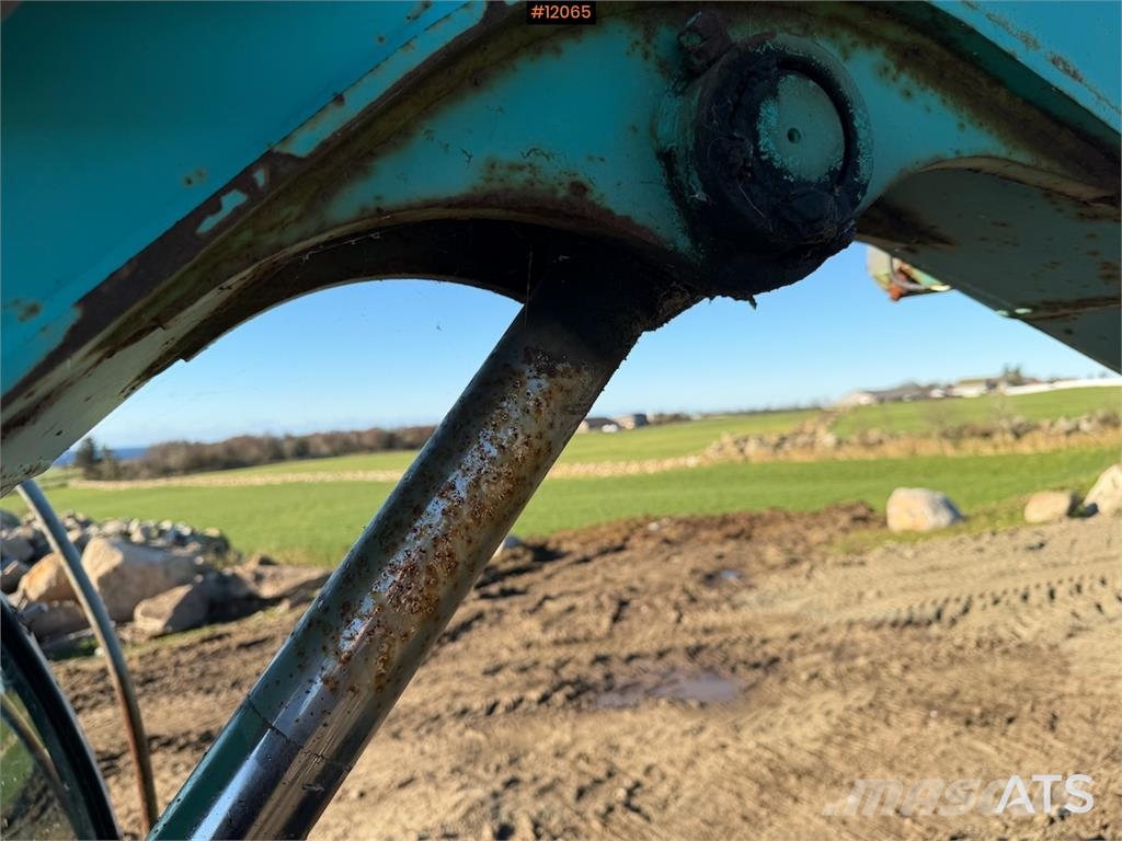 Kobelco Acera Lánctalpas kotrók
