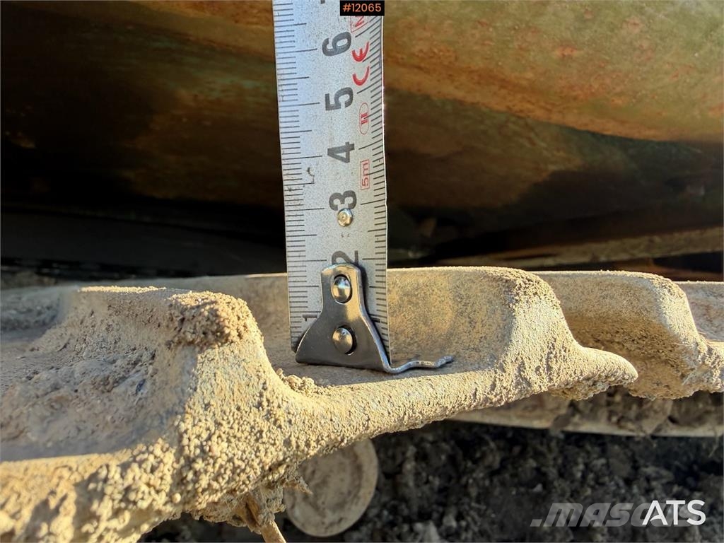 Kobelco Acera Lánctalpas kotrók