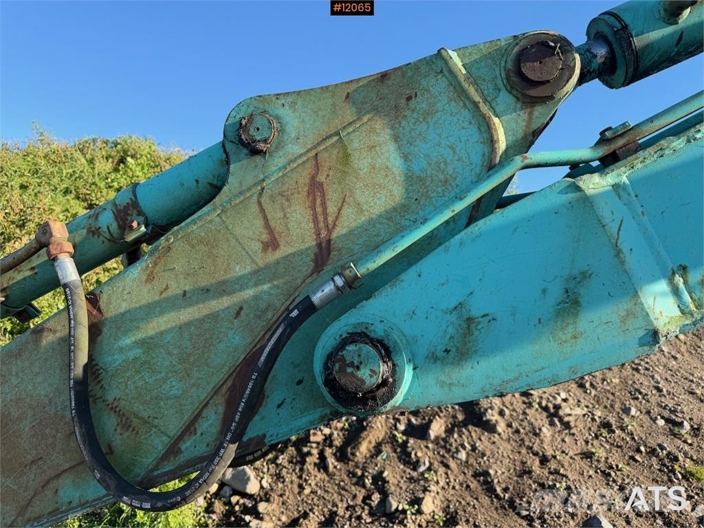 Kobelco Acera Lánctalpas kotrók