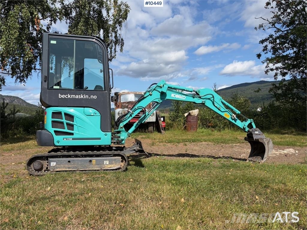 Kobelco SK17SR-3E Excavadoras sobre orugas