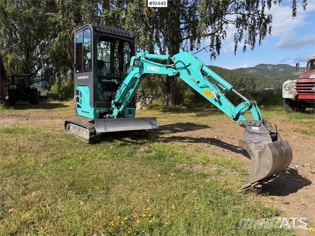 Kobelco SK17SR-3E Excavadoras sobre orugas